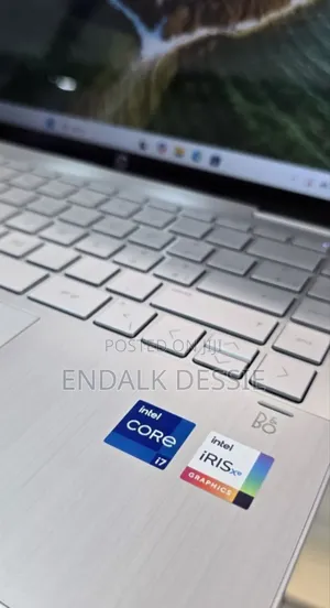 New Laptop HP Pavilion X360 16GB Intel Core I7 SSD 512GB