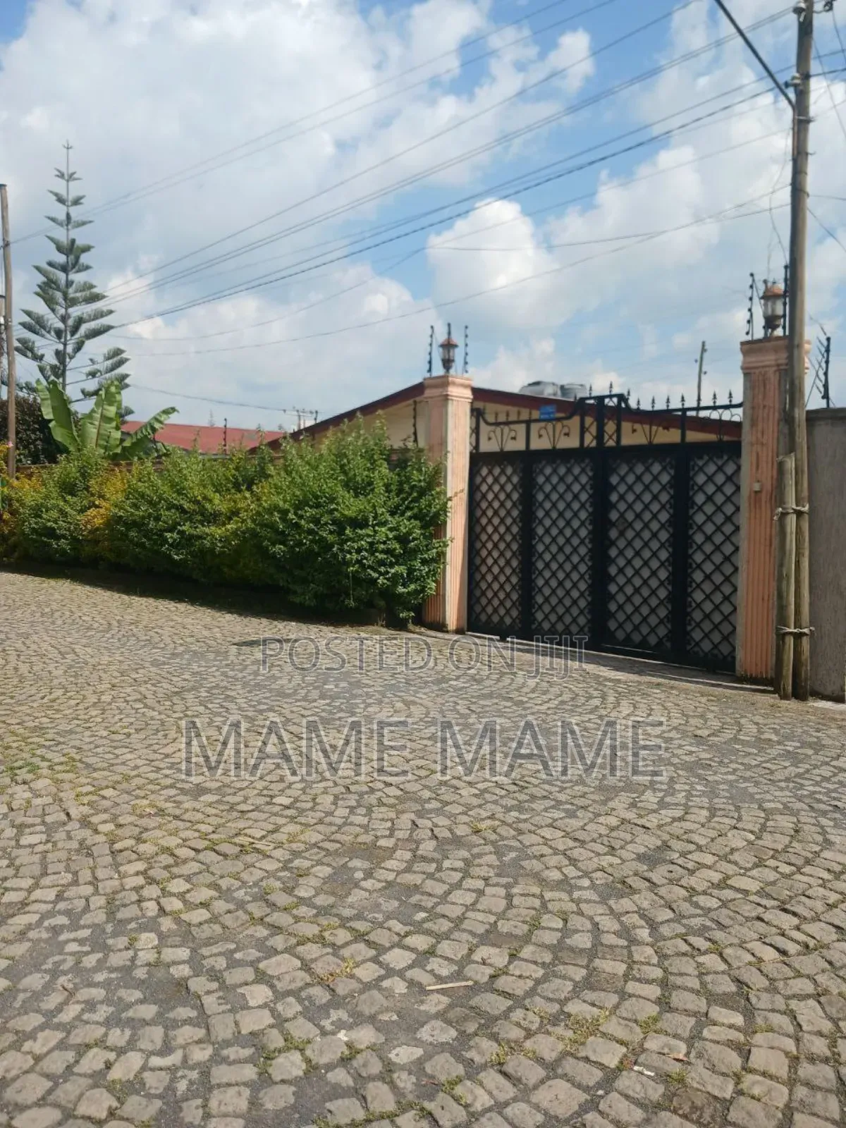 4bdrm House in Addis Abeba, Bole for sale