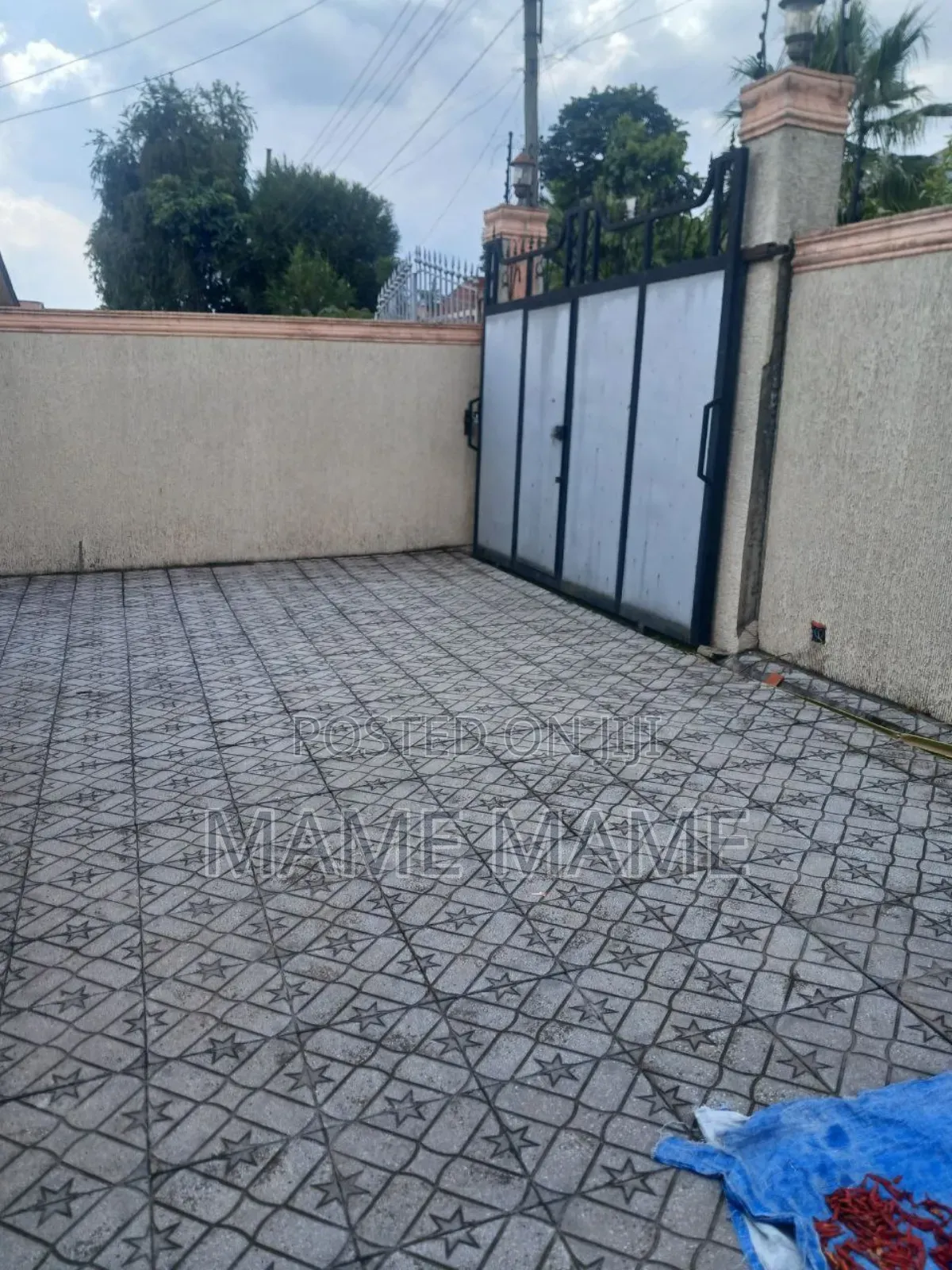 4bdrm House in Addis Abeba, Bole for sale