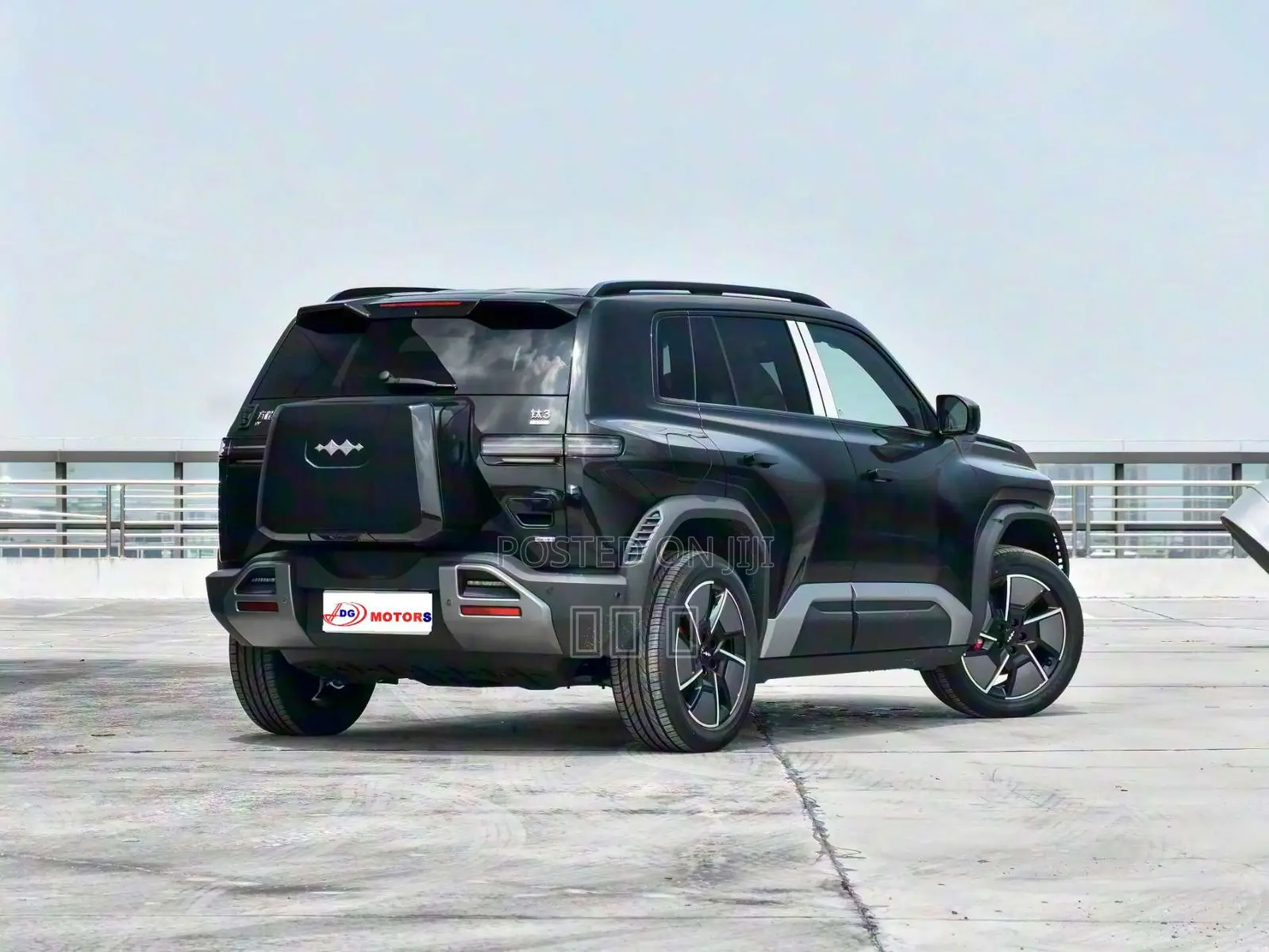 New BYD Leopard 8 2.0 Hybrid AWD 2025 Black