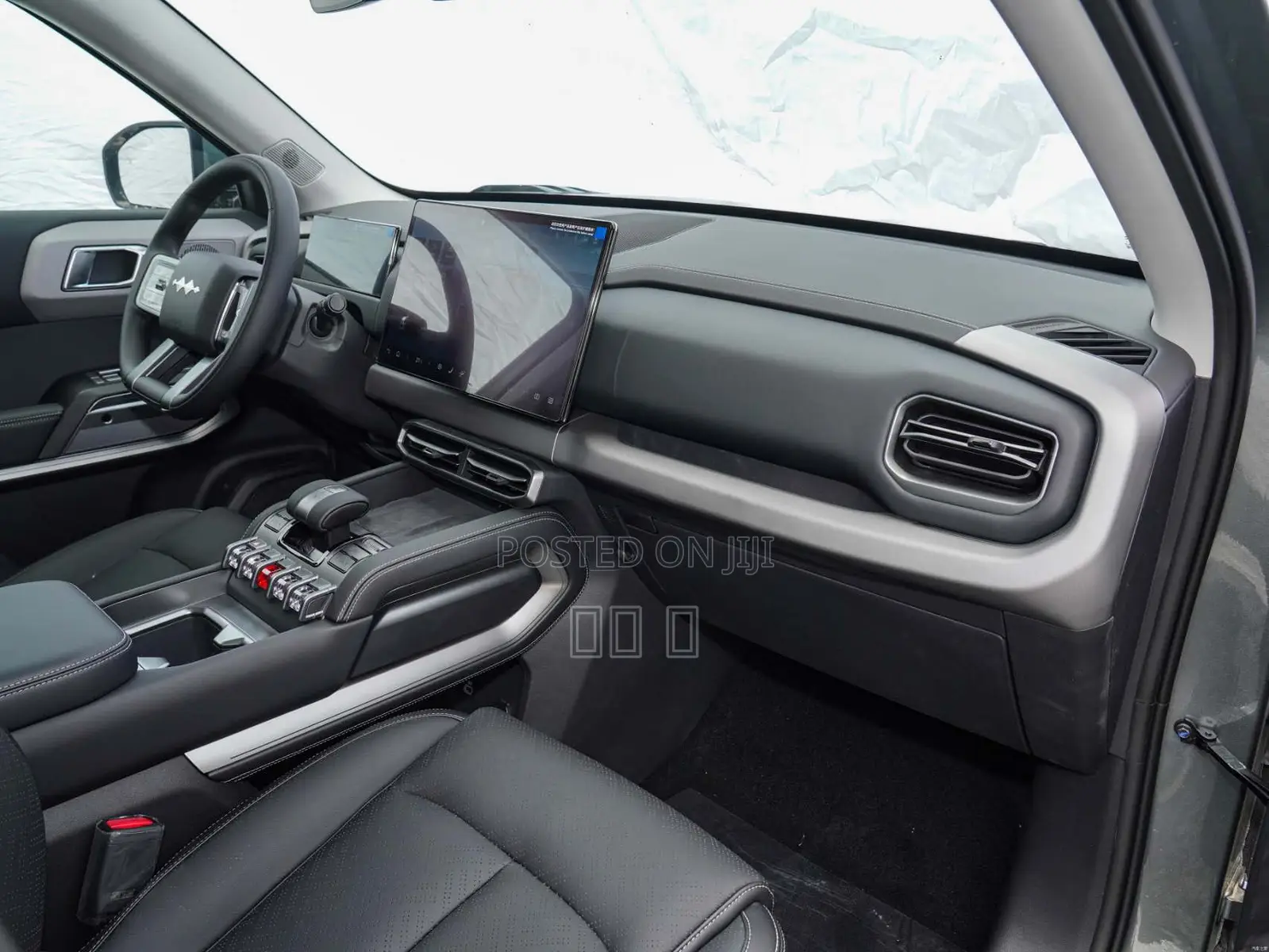 New BYD Leopard 8 2.0 Hybrid AWD 2025 Black