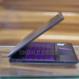 New Laptop HP 16GB Intel Core I7 HDD 512GB