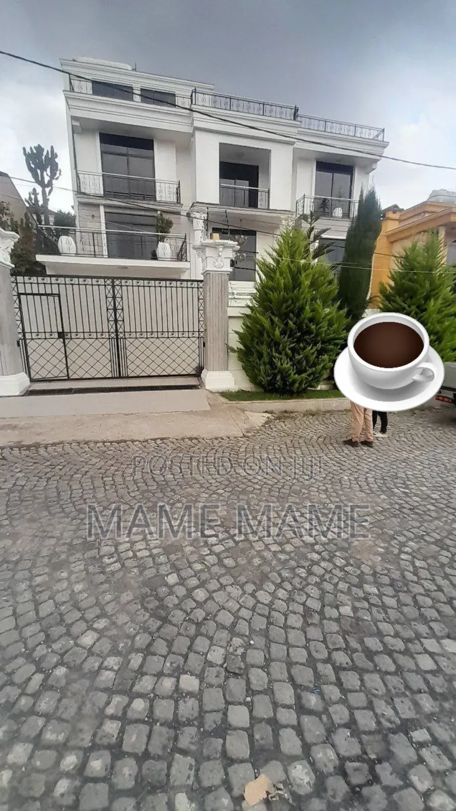 8bdrm House in Addis Abeba, Bole for sale