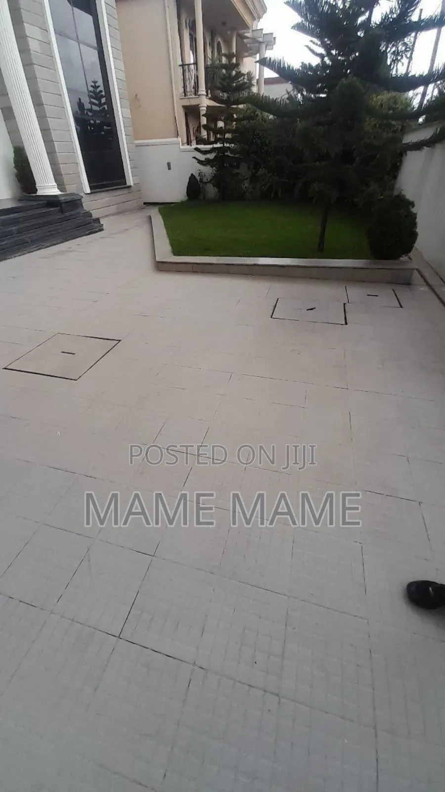 8bdrm House in Addis Abeba, Bole for sale