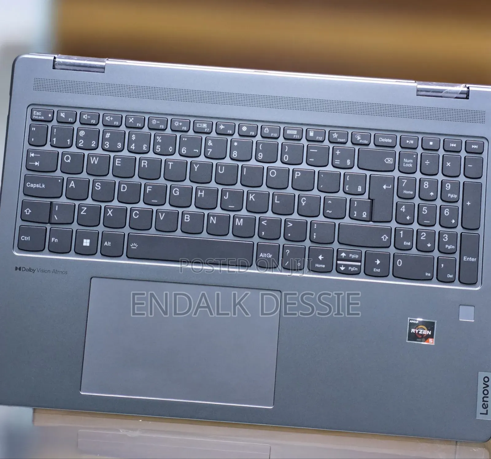 New Laptop Lenovo Yoga 7i 32GB Intel Core I7 SSD 512GB