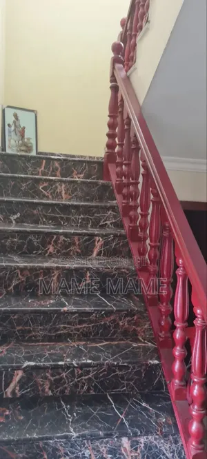 7bdrm House in Addis Abeba, Bole for sale