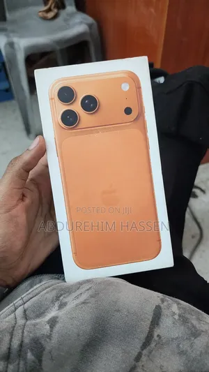 Photo - New Apple iPhone 17 Pro Max 256 GB Orange