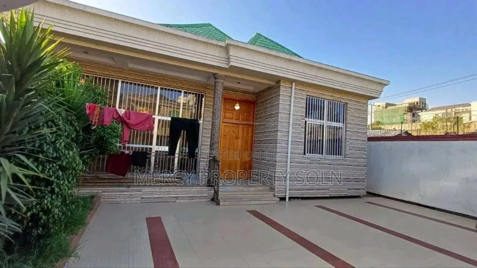 Furnished 7bdrm House in Bole for sale