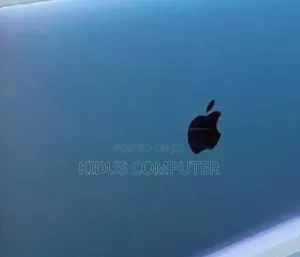 New Laptop Apple MacBook Pro 2020 M1 8GB Apple M1 SSD 256GB