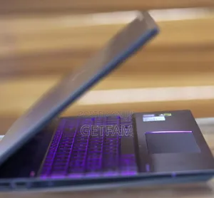 New Laptop HP Pavilion 10 16GB Intel Core I7 SSD 512GB