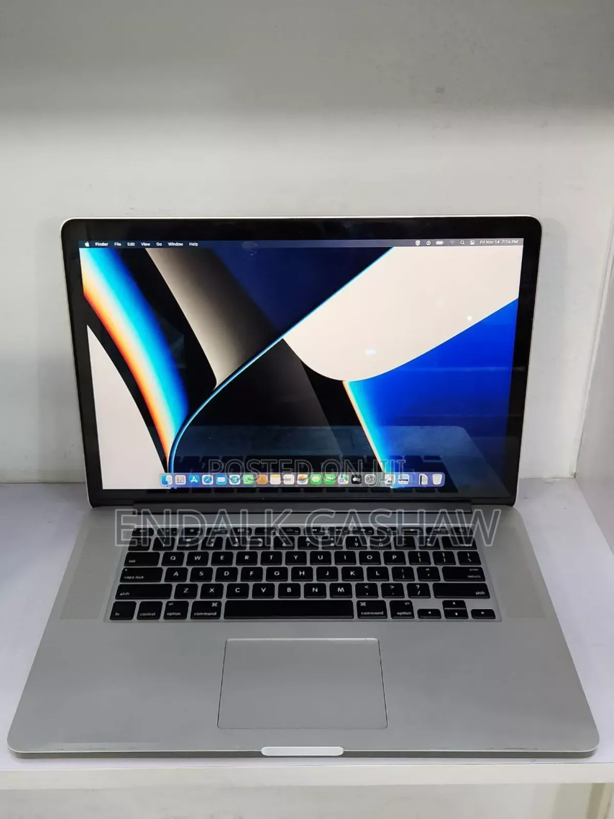 New Laptop Apple MacBook Pro 2015 16GB Intel Core I7 SSD 512GB