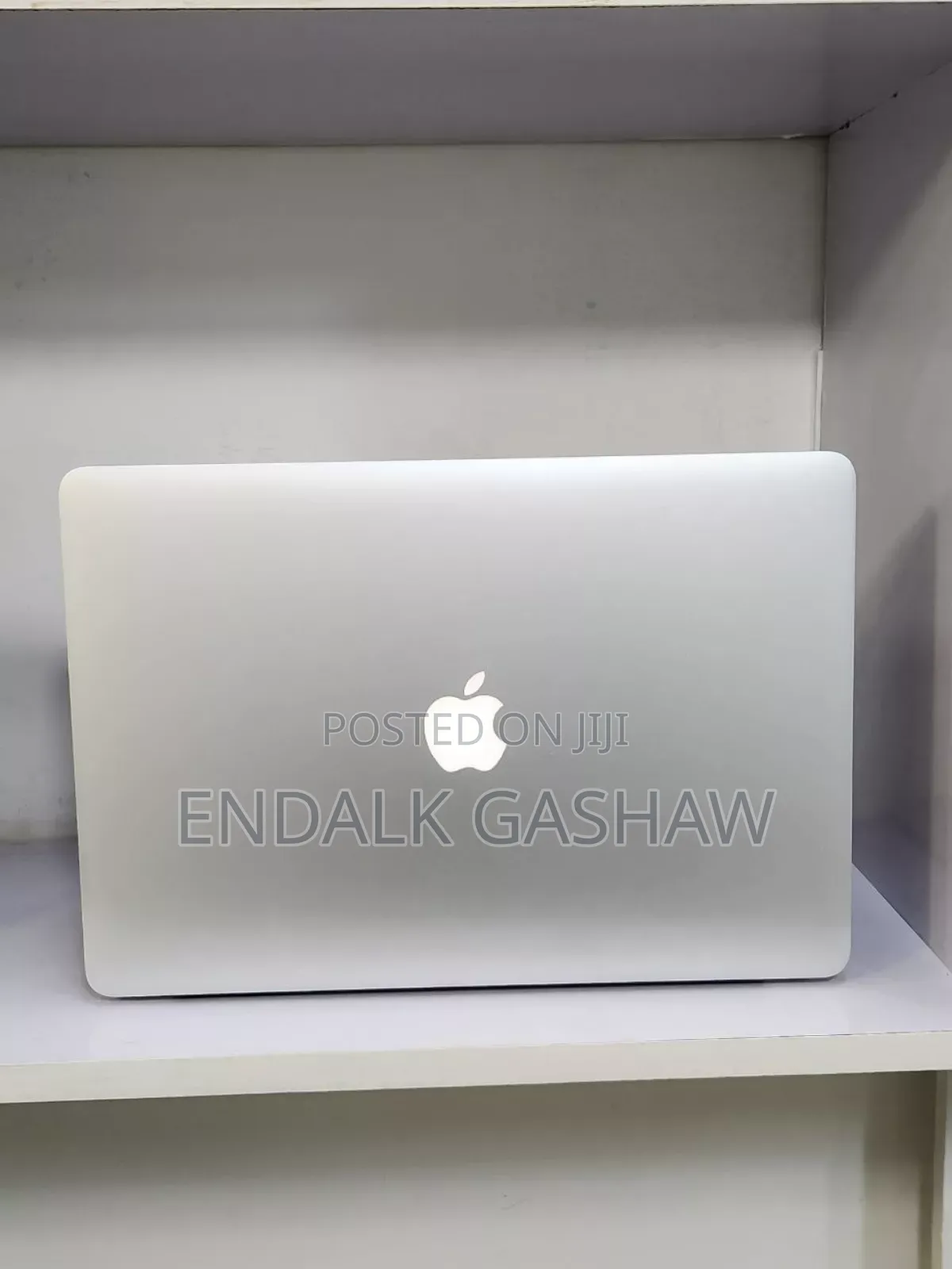 New Laptop Apple MacBook Pro 2015 16GB Intel Core I7 SSD 512GB