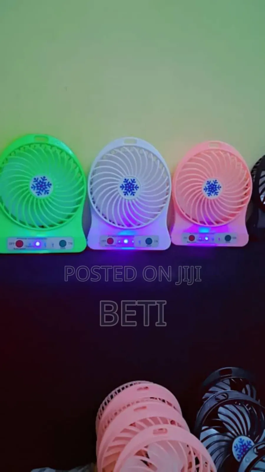 Rechargeable Mini Fan