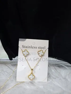 Photo - Jewellery Set (Necklace and Earring)