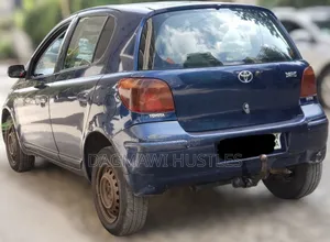 Toyota Yaris 2005 Blue