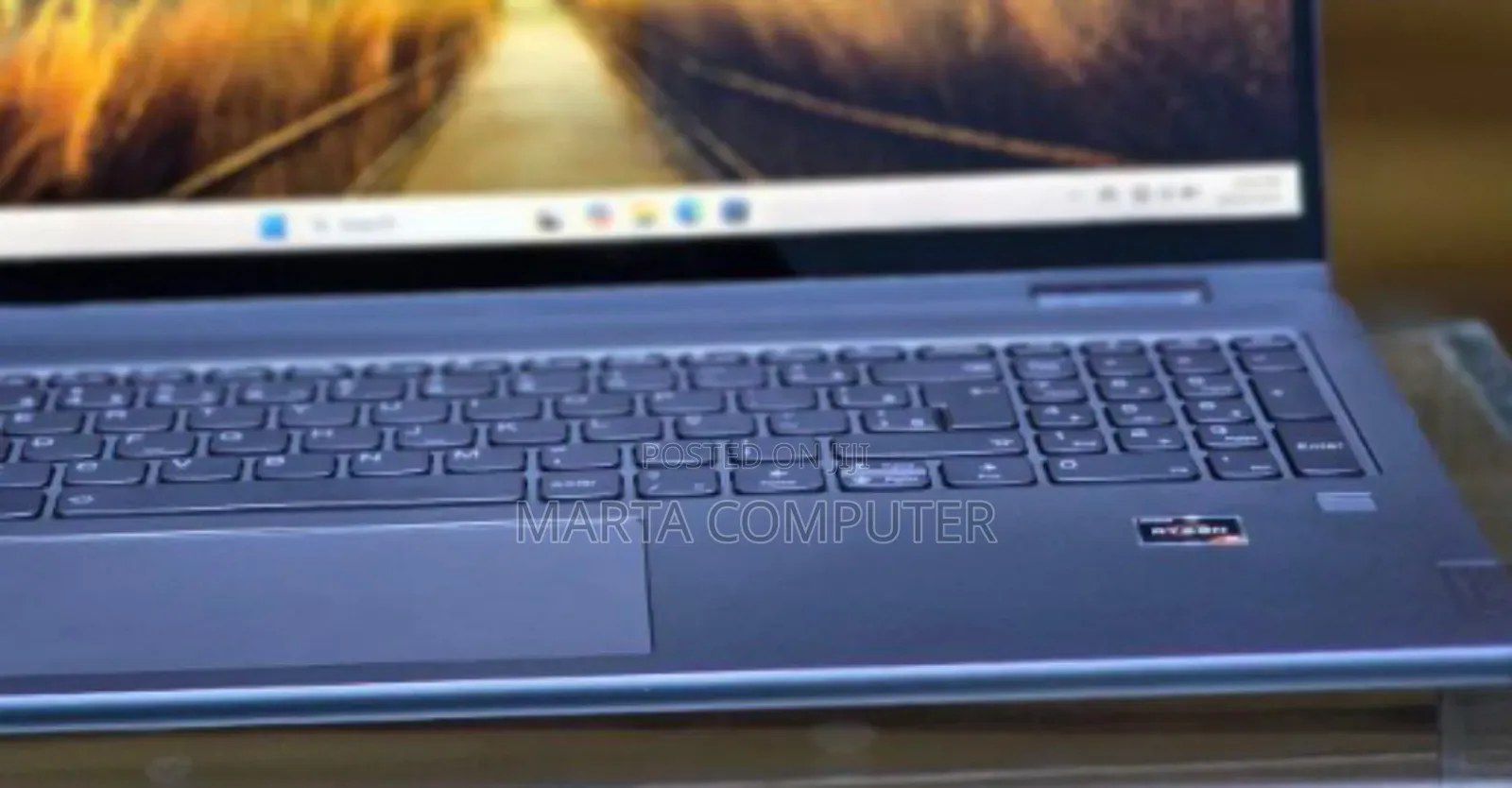 New Laptop Lenovo Yoga 7i 32GB Intel Core I5 SSD 512GB