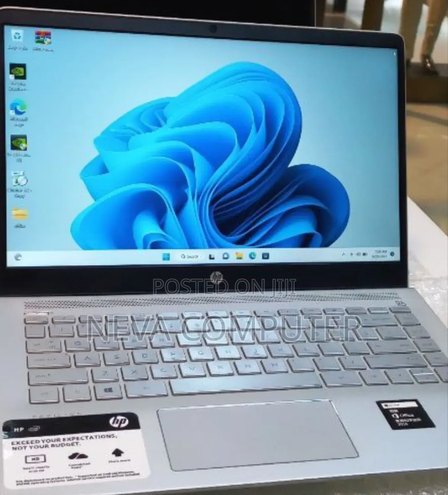 New Laptop HP Pavilion 15 8GB Intel Core I5 HDD 128GB