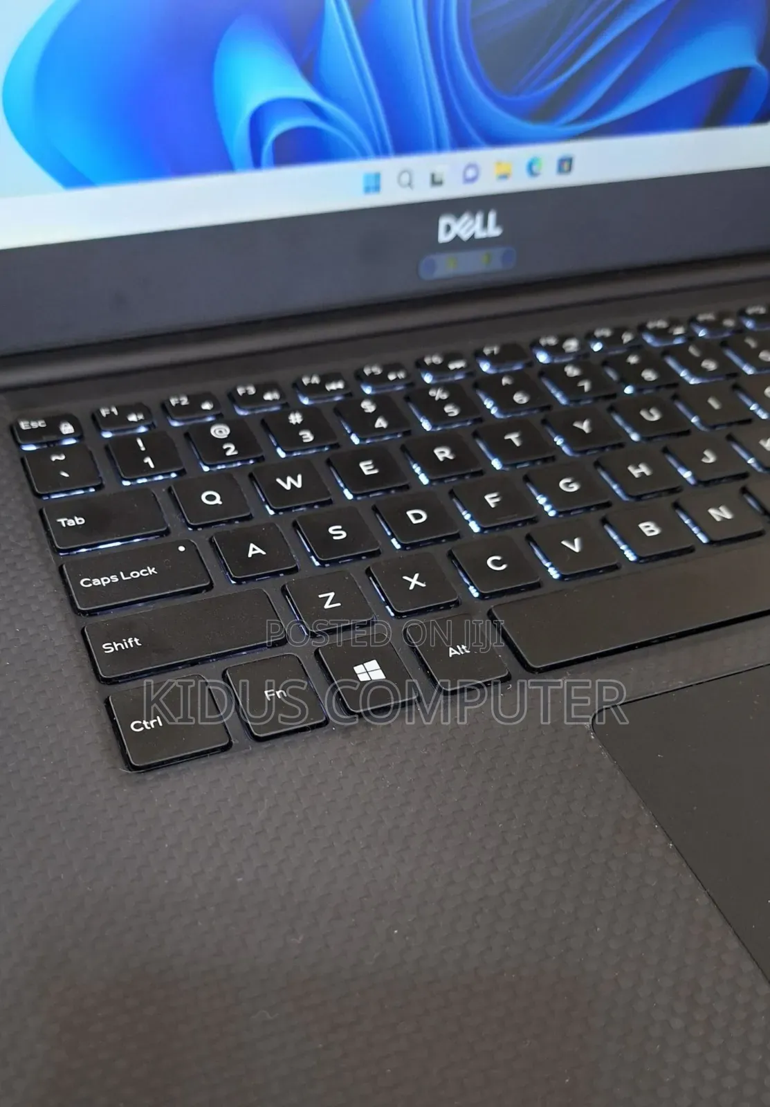 New Laptop Dell Precision 5540 16GB Intel Core I5 SSD 256GB