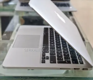 New Laptop Apple MacBook Pro 2014 8GB Intel Core I7 SSD 256GB