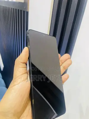 New Samsung Galaxy S21+ 5G 128 GB Black