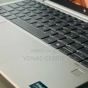 New Laptop HP 32GB Intel Core Ultra 7 SSD 512GB
