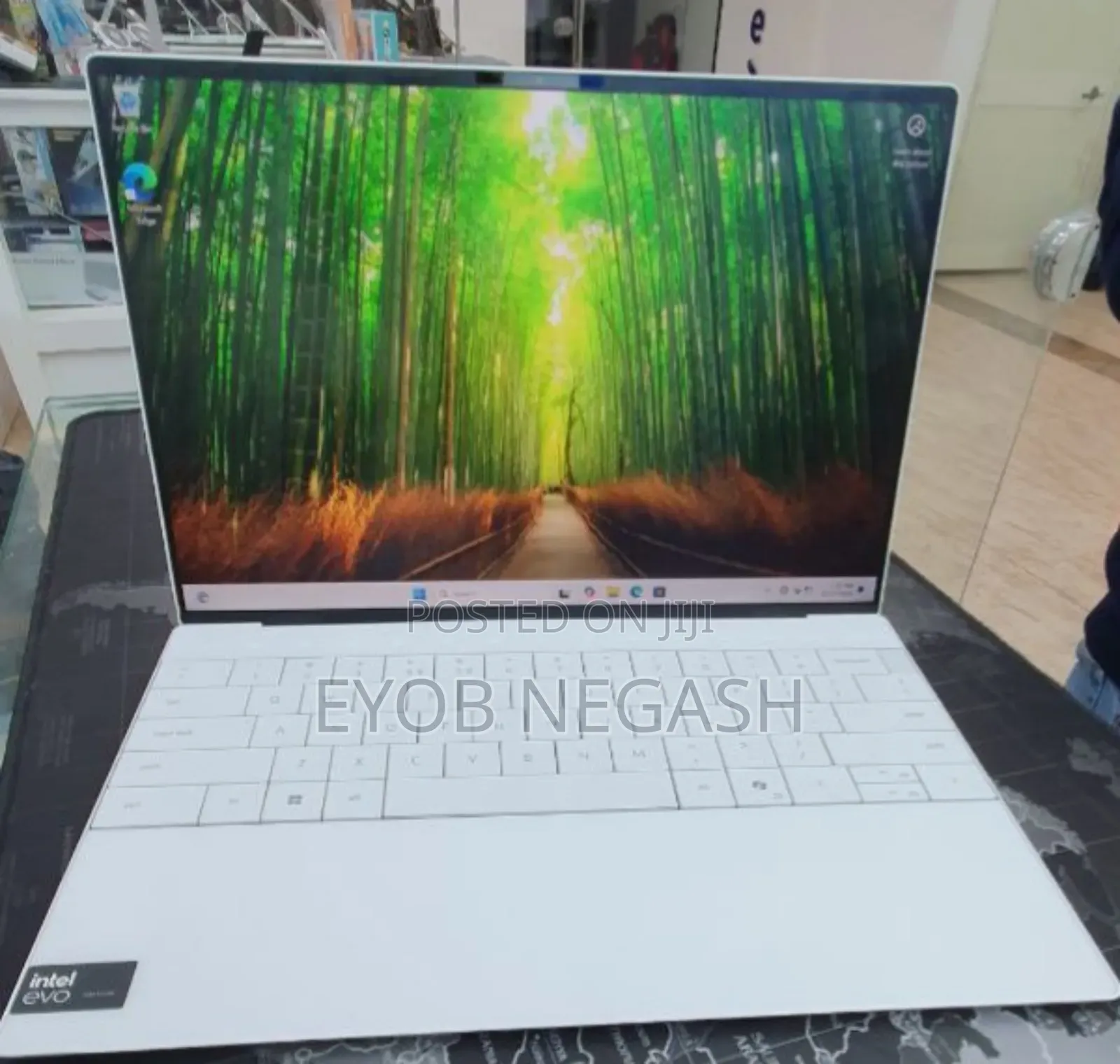 New Laptop Dell XPS 13 16GB Intel Core Ultra 7 SSD 512GB