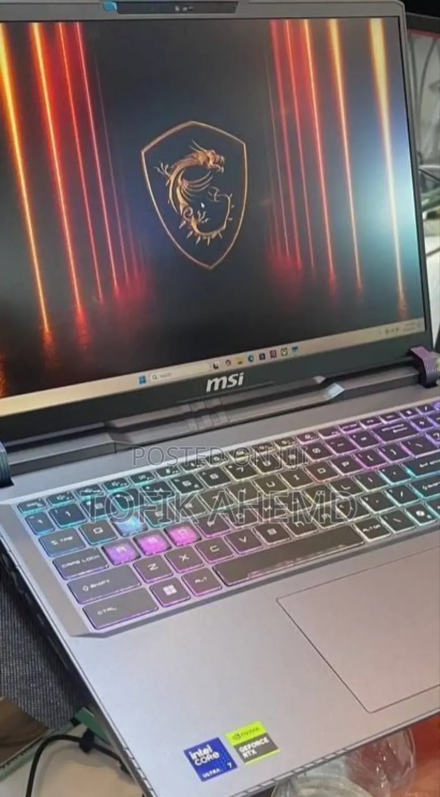 New Laptop MSI Vector 16 HX AI A2XWIG 16GB Intel Core Ultra 7 SSD 1T