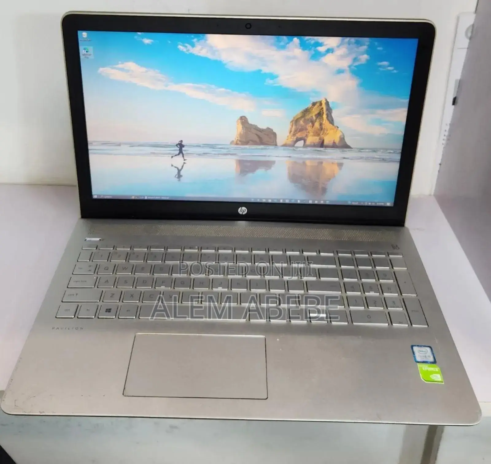 New Laptop HP Pavilion 15 8GB Intel Core I5 HDD 1T