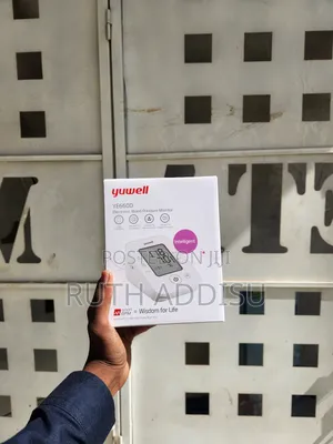 Photo - Digital Blood Pressuer Monitor老闆packed Yuwell Blood Pressure Monitor