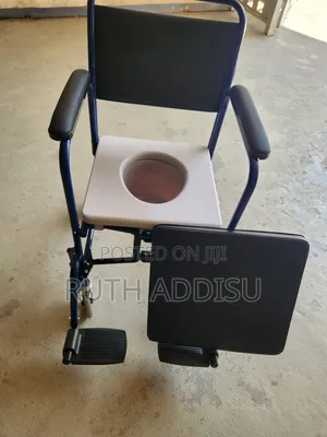 Wheelchair朱槿commode Wheelchair輕易toilet Wheelchair載體commode Wheelchair