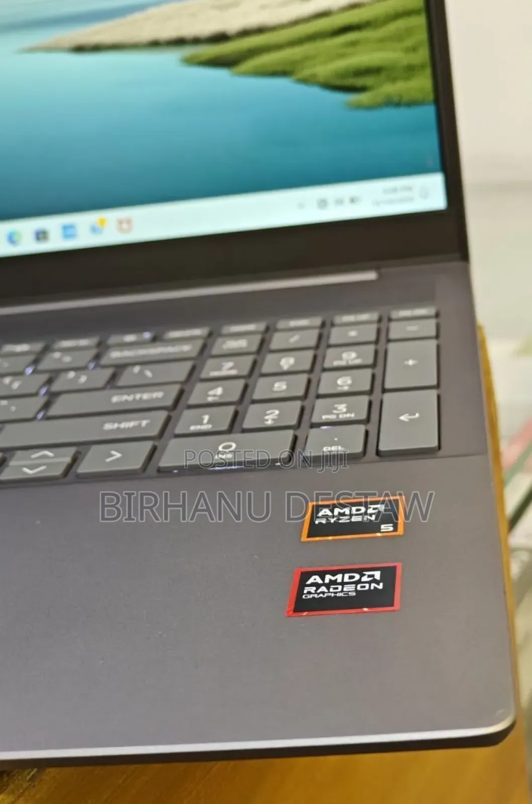 New Laptop HP Pavilion 15 8GB AMD Ryzen 5 SSD 512GB