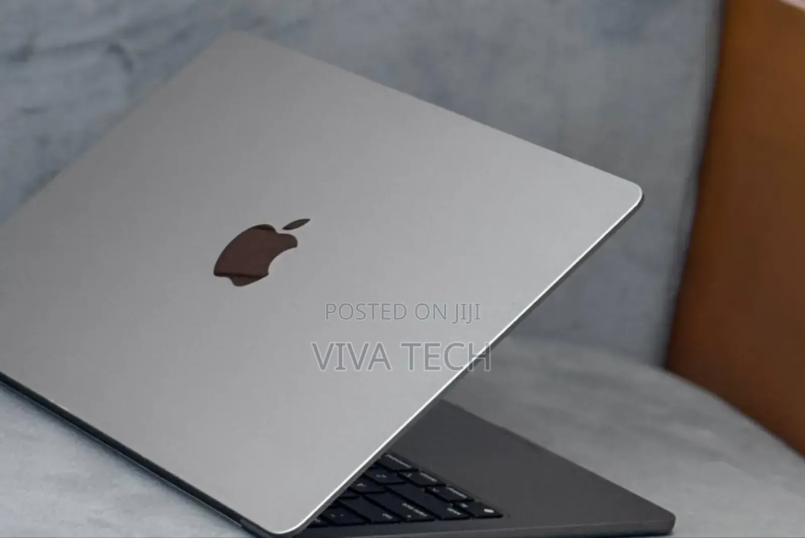 New Laptop Apple MacBook Air 2022 M2 8GB Intel Core I5 SSD 512GB
