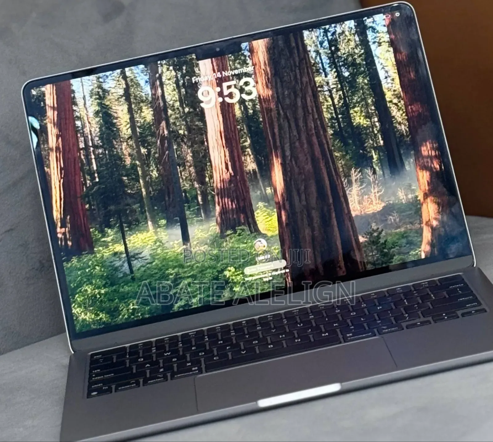 New Laptop Apple MacBook Air 2022 M2 8GB Intel Core I5 SSD 512GB