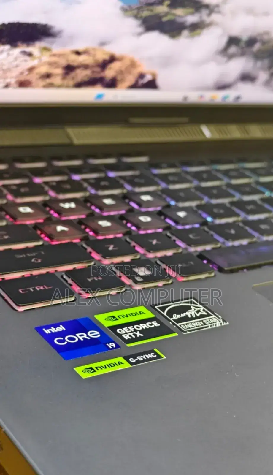 New Laptop Asus ROG Strix G15 16GB Intel Core I9 SSD 1T