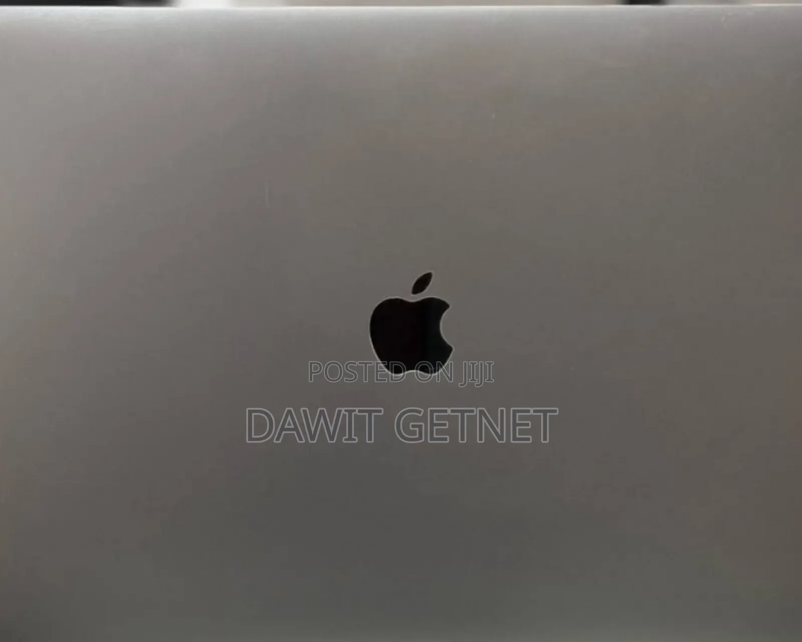 New Laptop Apple MacBook Pro 2019 16GB Intel Core I9 SSD 512GB