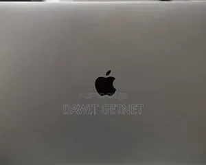 New Laptop Apple MacBook Pro 2019 16GB Intel Core I9 SSD 512GB