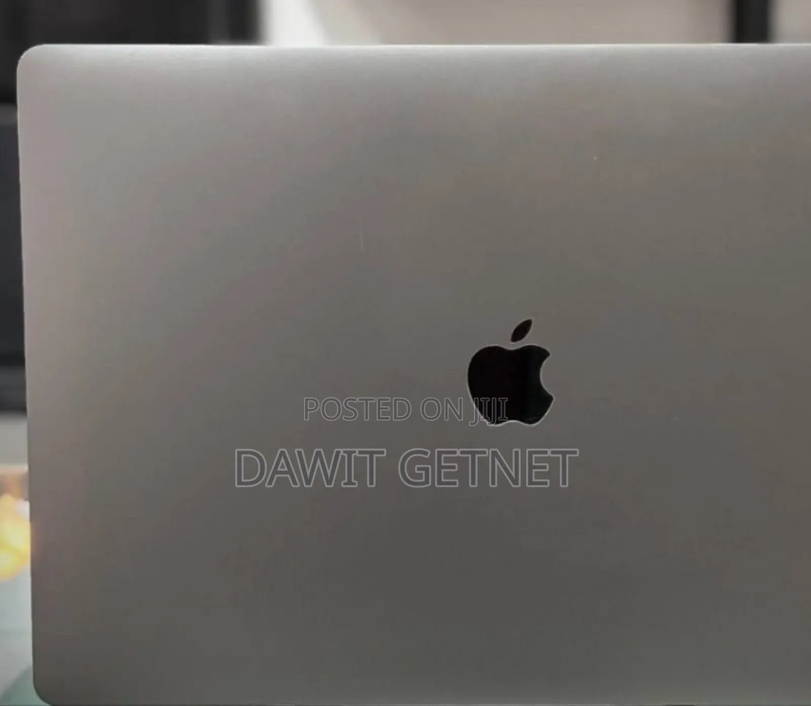 New Laptop Apple MacBook Pro 2019 16GB Intel Core I9 SSD 512GB