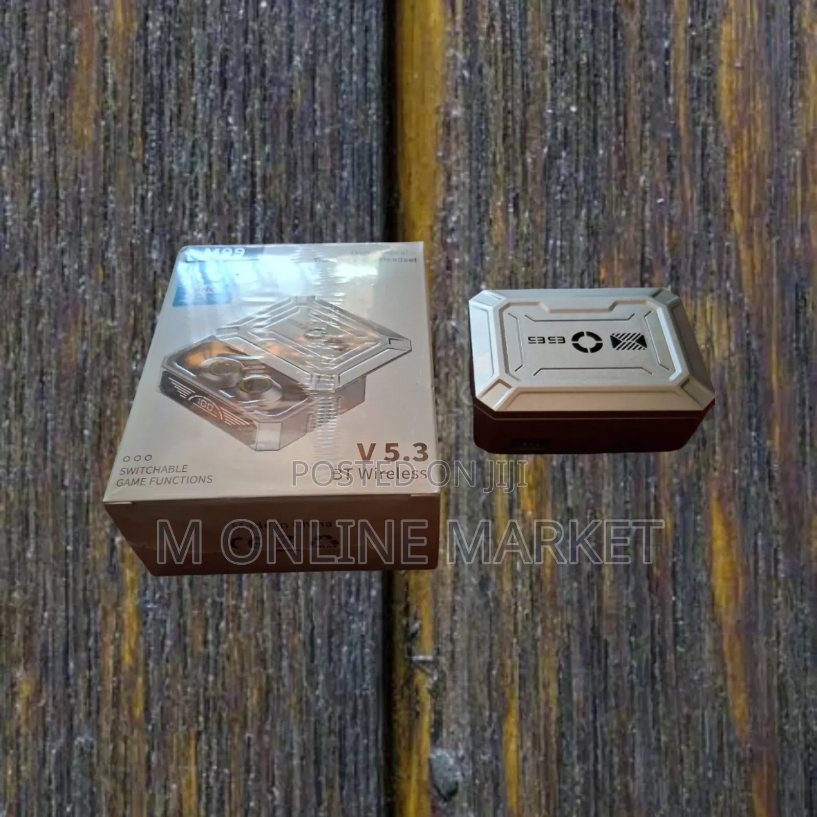 M99 Wireless Earphone: Noise Reducing Mic