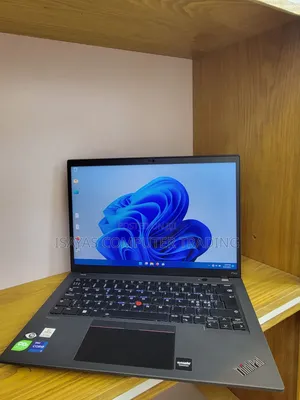 Photo - New Lenovo ThinkPad X1 Carbon 16GB Intel Core i7 SSHD (Hybrid) 512GB