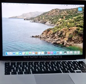 New Laptop Apple MacBook Pro 2014 8GB Intel Core I7 SSD 256GB