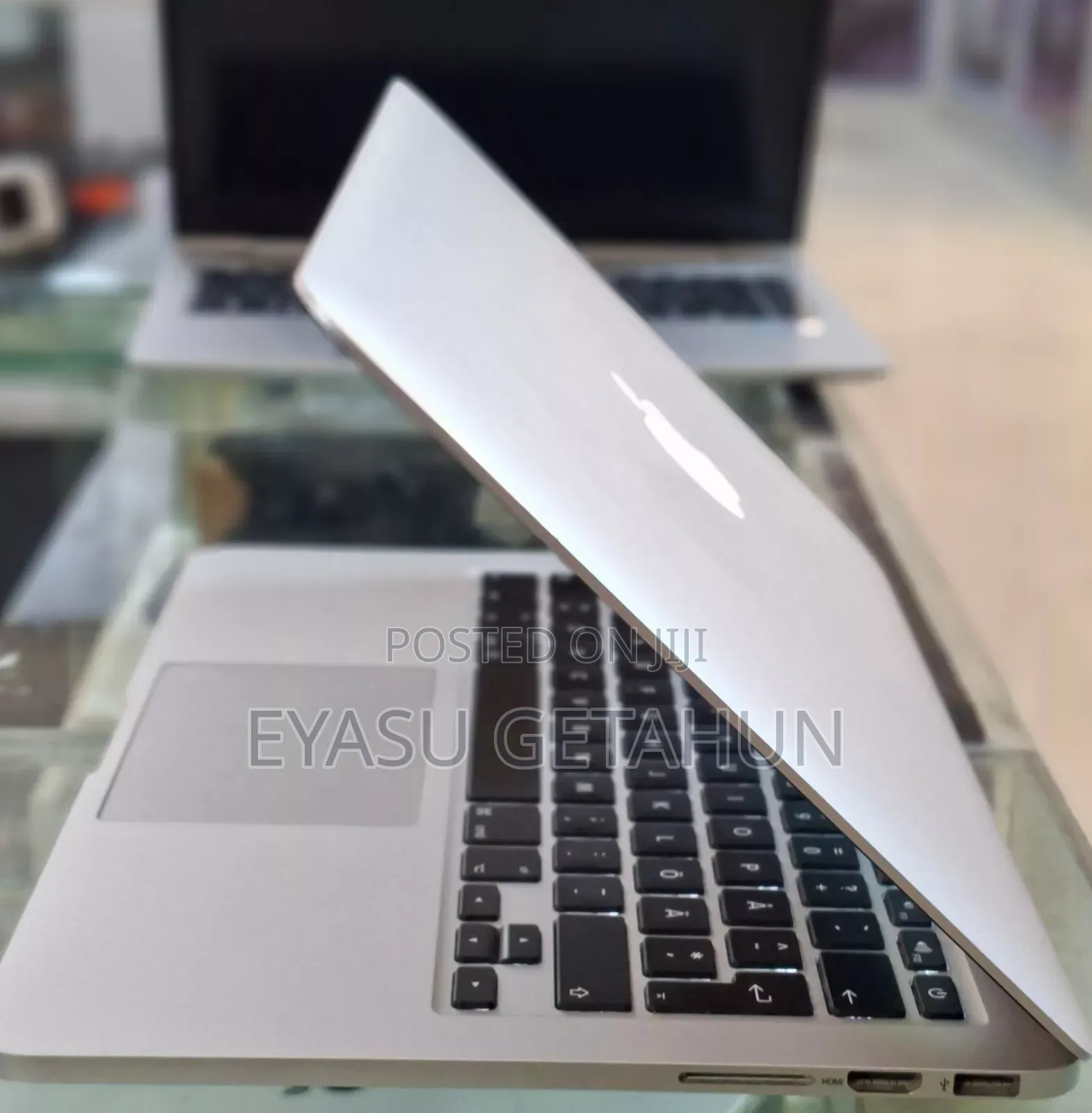 New Laptop Apple MacBook Pro 2014 8GB Intel Core I7 SSD 256GB