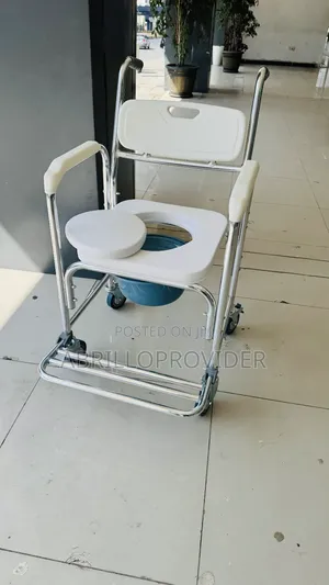 Toilet Wheelchair水手wheelchair口手wheelchair田手wheelchair口手wheelchair田手whe