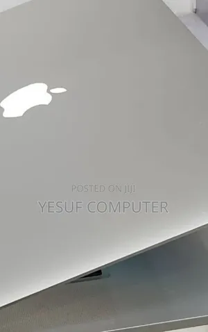 New Laptop Apple MacBook Pro 2015 16GB Intel Core I7 SSD 512GB