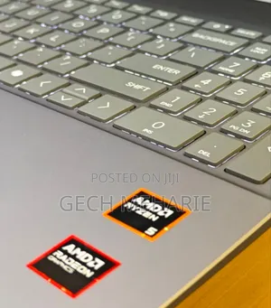 New Laptop HP Pavilion 15 8GB AMD Ryzen 5 SSD 512GB