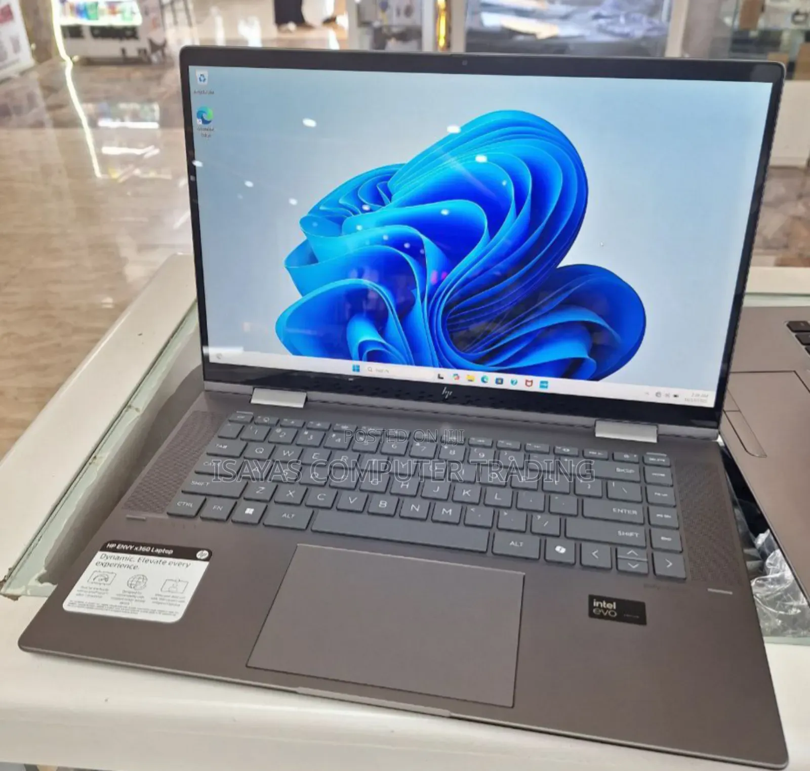 New Laptop HP Envy X360 32GB Intel Core Ultra 7 SSD 512GB