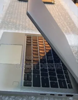 New Laptop HP EliteBook 830 8GB Intel Core I5 SSD 512GB