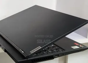 New Laptop Lenovo 16GB AMD Ryzen 7 SSD 1T