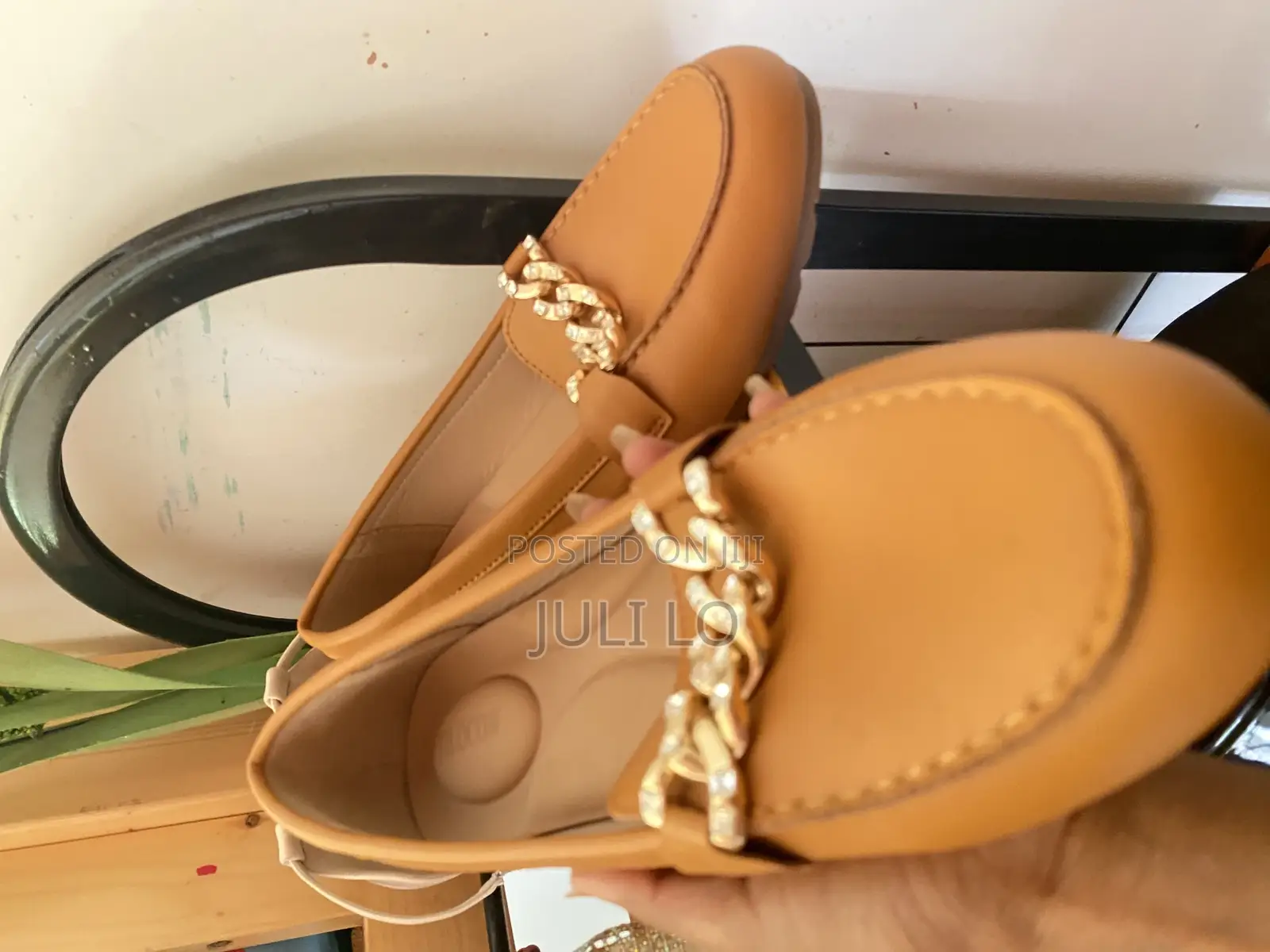 Elegant Women’S Leather Shoes for Daily Wear