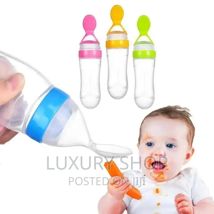 Spoon Feeder for Infant Food Dispensing and Feeding