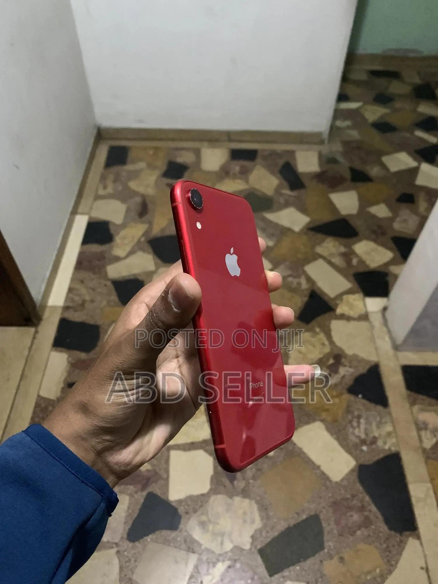 Apple iPhone XR 64 GB Red